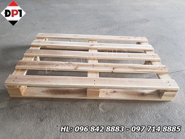 pallet dong goi van chuyen may cong trinh